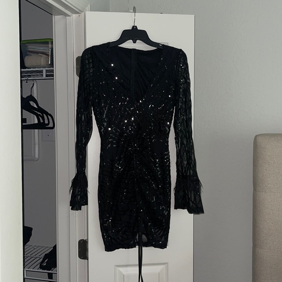 Black sequin dress - Picture 1 of 2